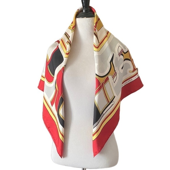 Vintage HERMES Les Coupes Scarf in red by Francoise de la Perriere 70s - Picture 2 of 13